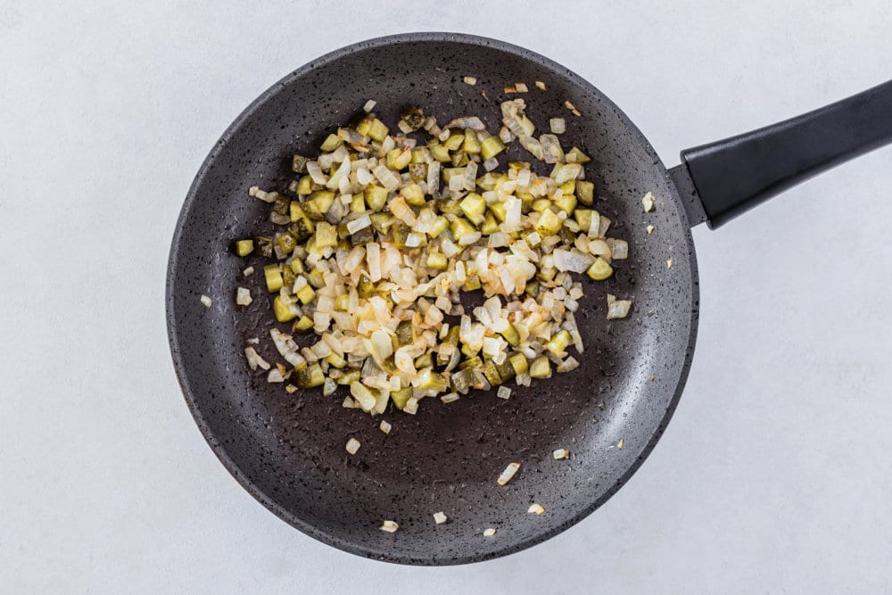 chopped-vegetables-on-a-skillet