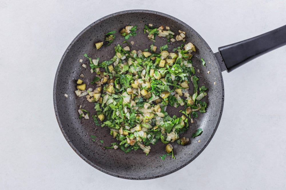 sauteed-vegetables-in-a-skillet